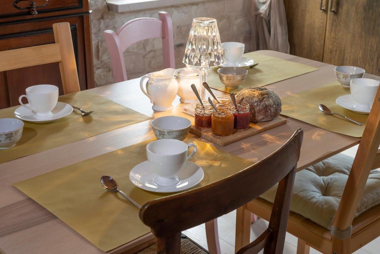 Вилла Agriturismo "Le Cannelle" Spa & Day Wellness Фоссомброне Экстерьер фото